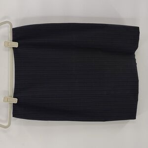 Antonio Melani pencil skirt size 6 black with blue pin stripe pleated back